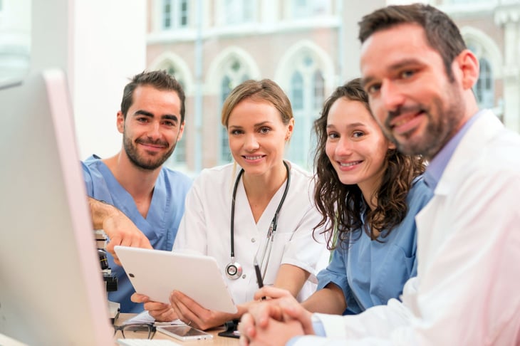 Testautomatisierung in einem Krankenhausinformationssystem Testautomatisierung in einem Krankenhausinformationssystem